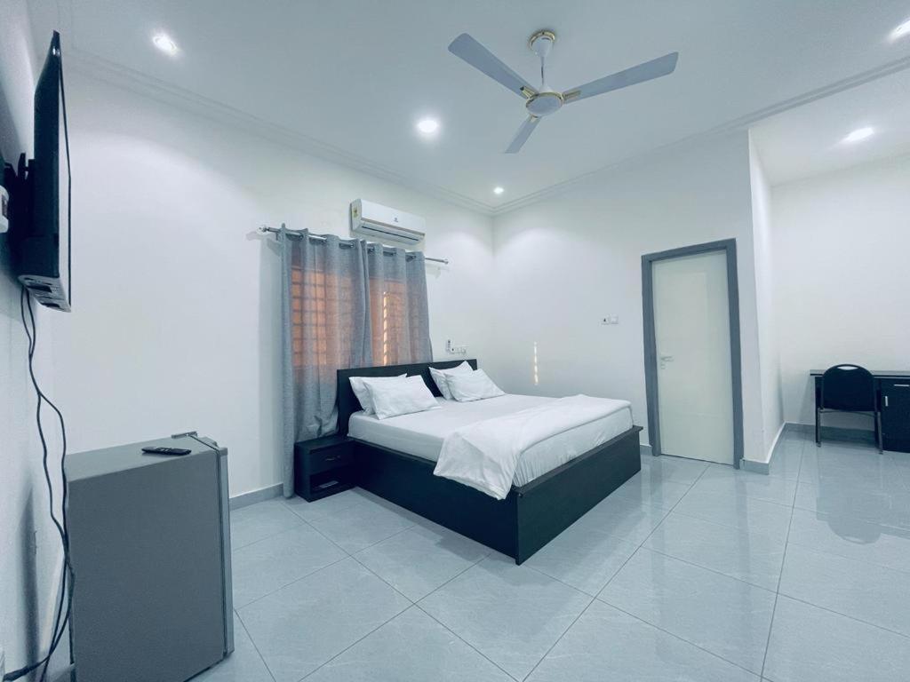 Rakka Guest House Adenta Esterno foto